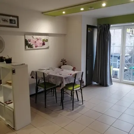 Apartamento Gite Le Petit Nid Jacuzzi Sauna Intérieure *