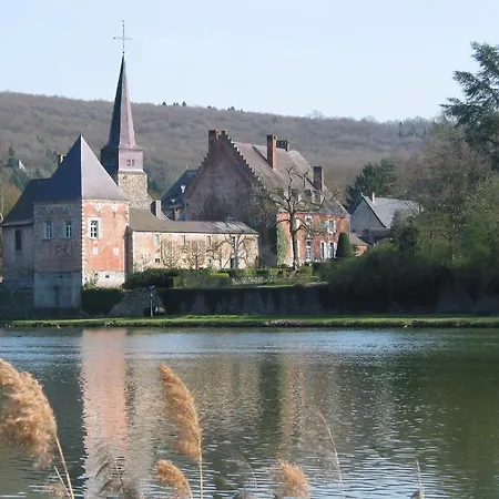 Gite Le Petit Nid Jacuzzi Sauna Intérieure Godinne